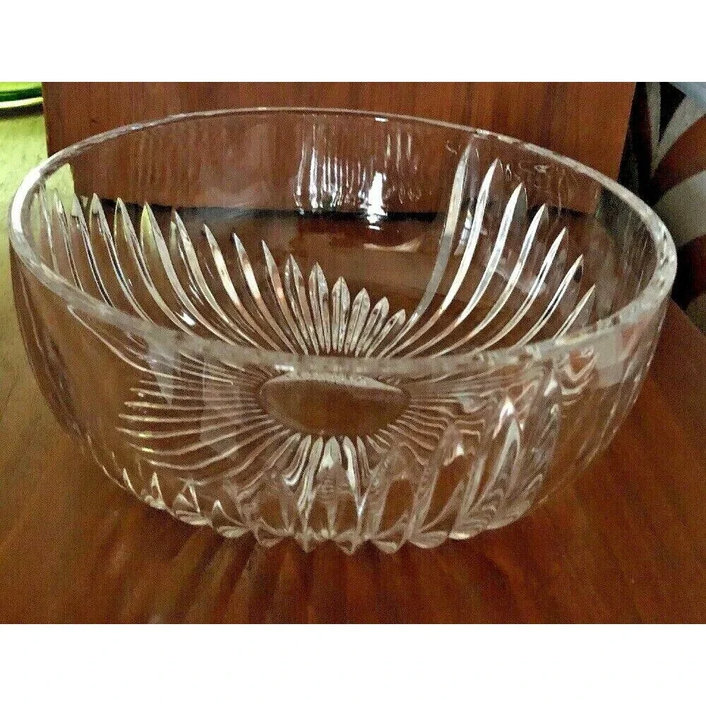 Crystal 8” Fruit Bowl, Graduated Meridian Starburst Design Vintage  MCM Elegant